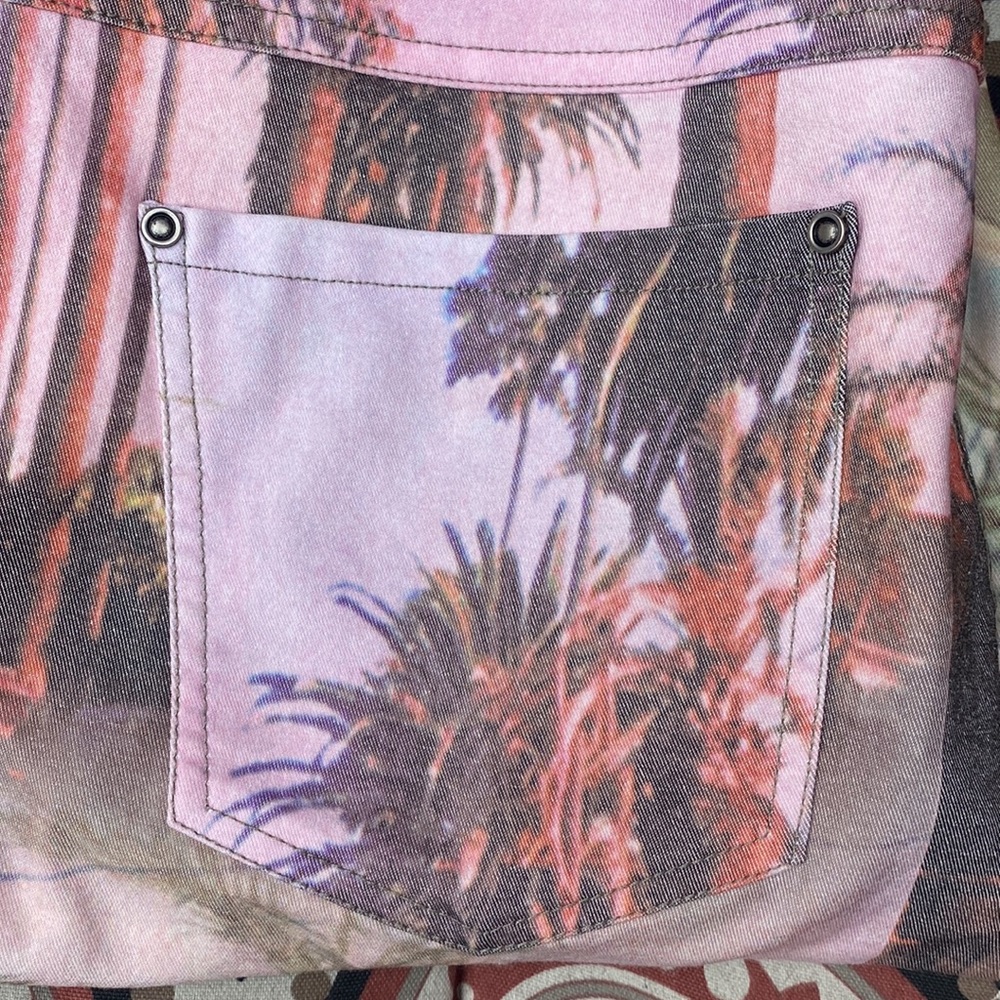 Tribal Travel Print Jeans - High-Rise Straight Leg - Size14 - Picture 9 of 13